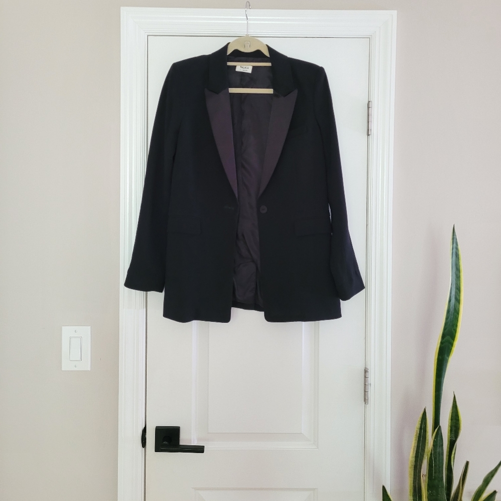 Aritzia Talula Tuxedo Blazer Black Size 2